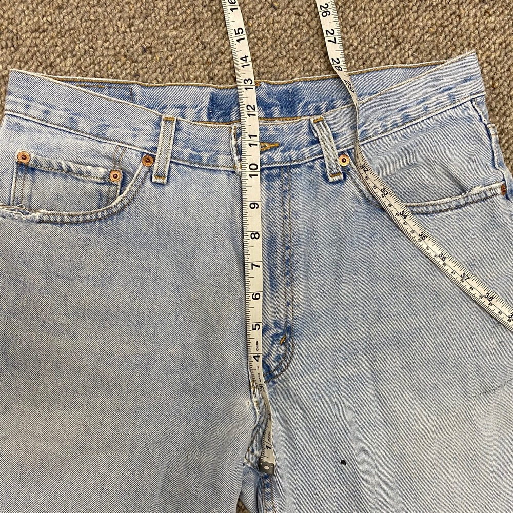 Vintage Levi’s 550 Cut Off Boyfriend Jean Shorts! - Picture 5 of 7